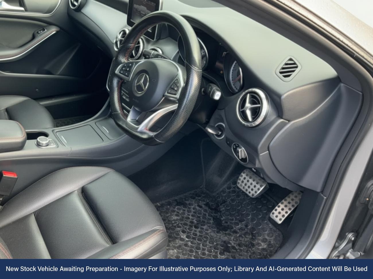 Used Mercedes-Benz CLA 2015 for sale - 76576260: Photo 3