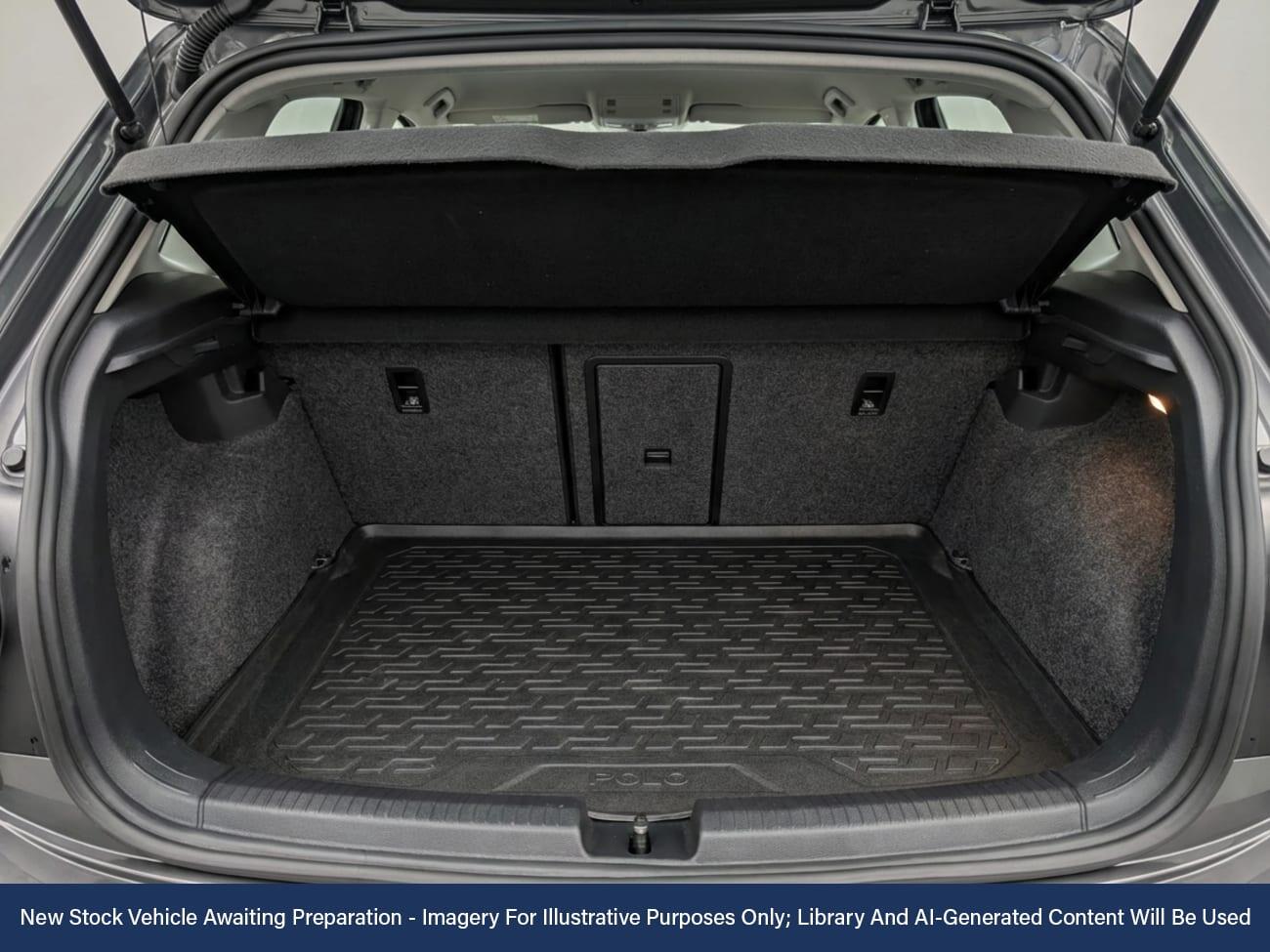 Used Volkswagen Polo 2019 for sale - 76972711: Photo 7