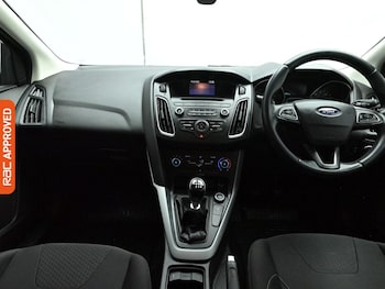 Used Ford Focus 2015 for sale - 78420121: Photo