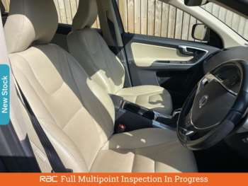 Used Volvo XC60 2025 for sale - 75105388: Photo