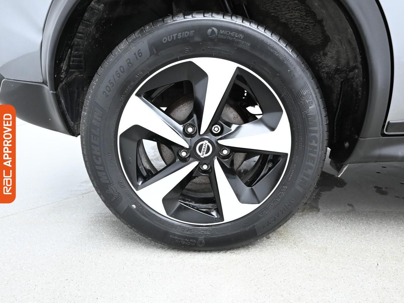 Used Nissan Juke 2018 for sale - 76353102: Photo 27