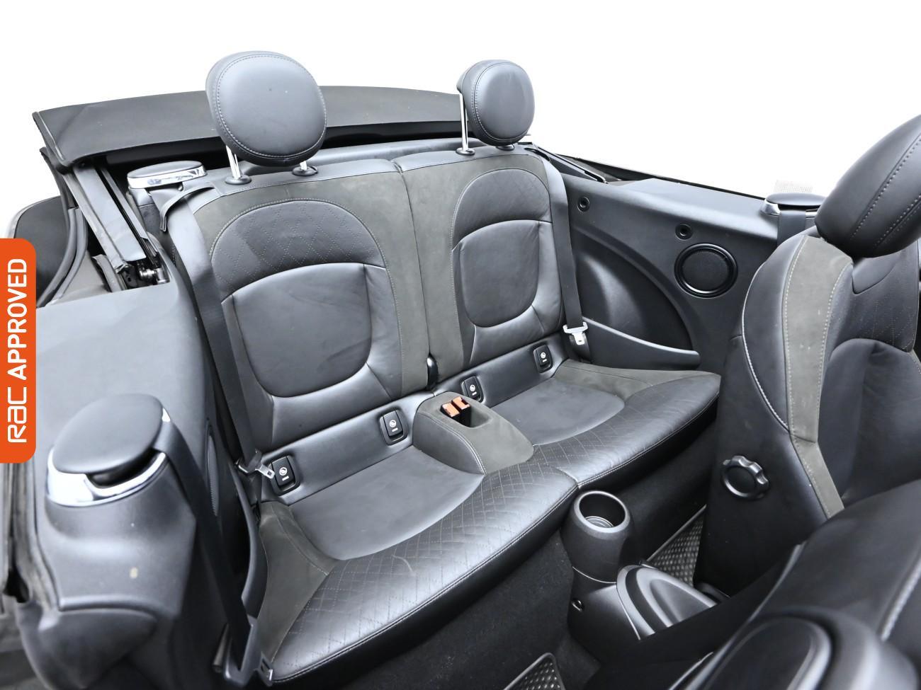 Used MINI Convertible 2017 for sale - 76170264: Photo 12