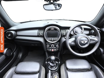 Used MINI Convertible 2017 for sale - 76170264: Photo