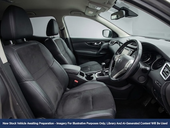 Used Nissan Qashqai 2017 for sale - 77294730: Photo