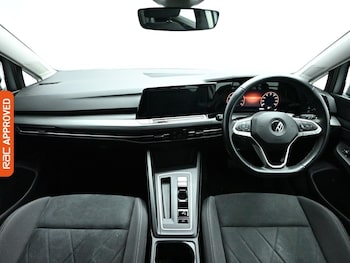 Used Volkswagen Golf 2021 for sale - 78820023: Photo