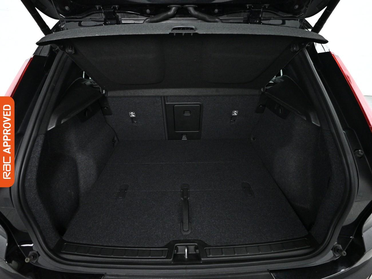 Used Volvo XC40 2021 for sale - 78105140: Photo 14