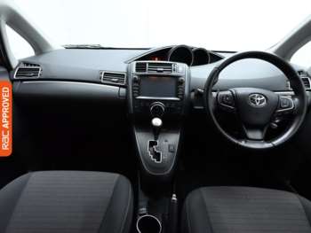 Used Toyota Verso 2017 for sale - 75016089: Photo
