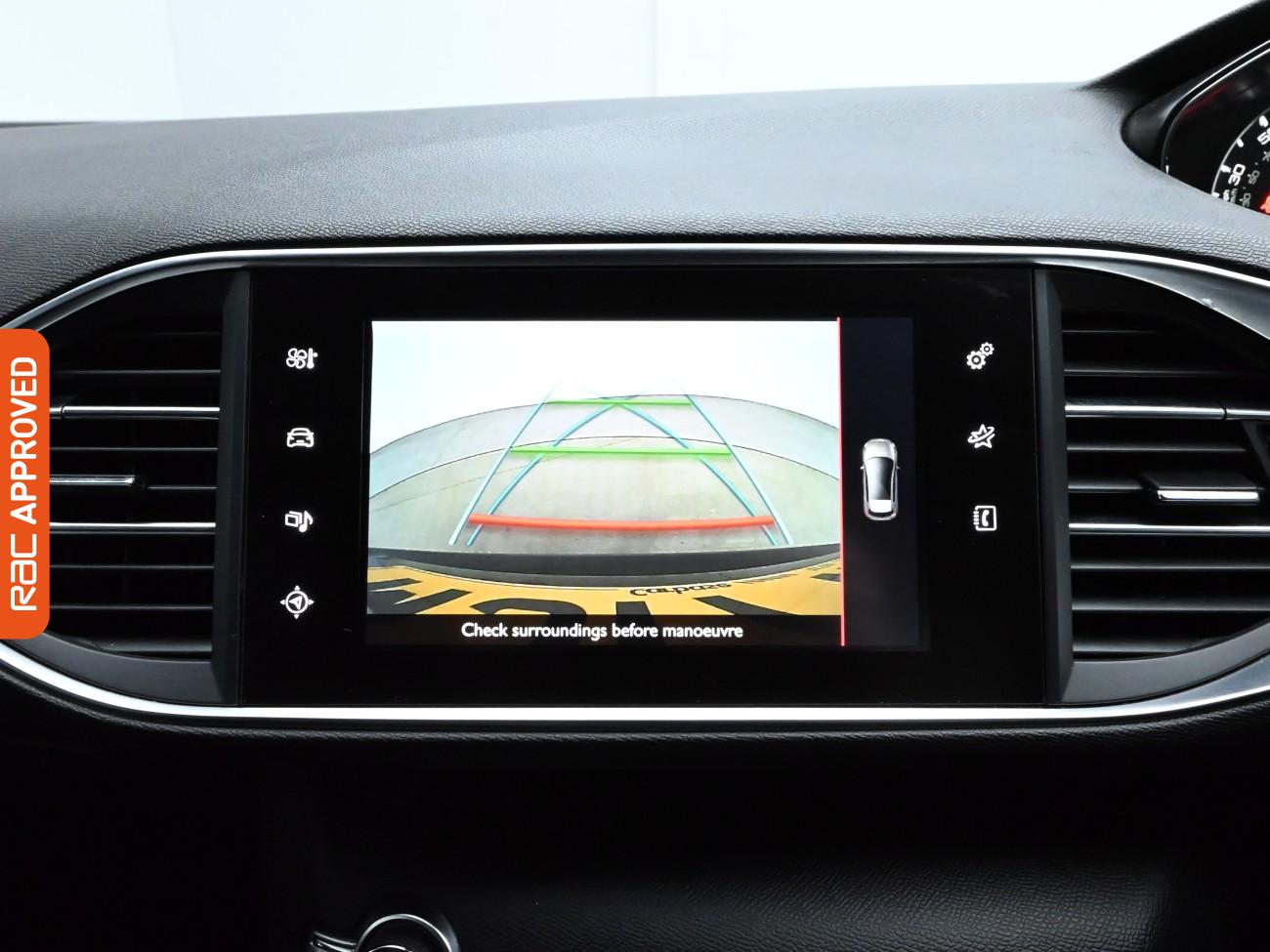 Used Peugeot 308 2017 for sale - 76220200: Photo 3