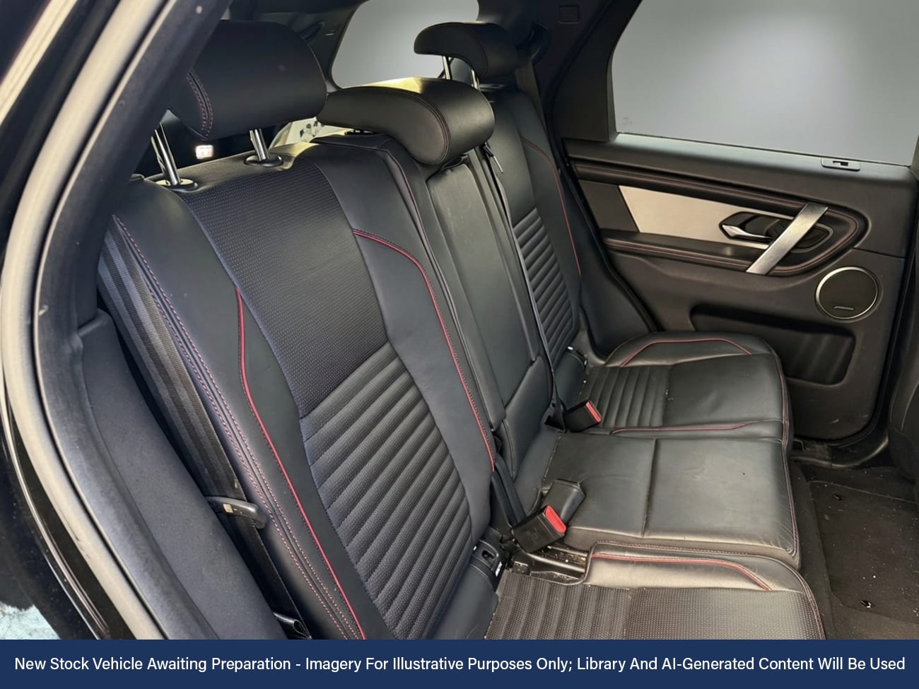 Used Land Rover Discovery Sport 2021 for sale - 77577700: Photo 4