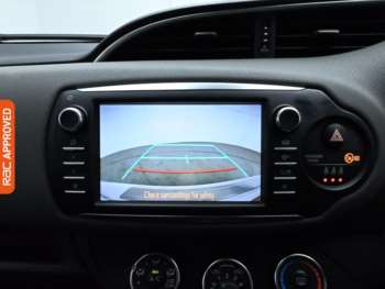 Used Toyota Yaris 2020 for sale - 75261719: Photo