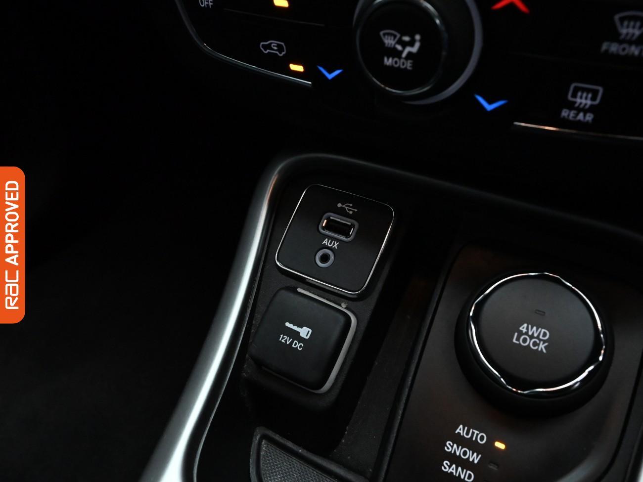 Used Jeep Compass 2020 for sale - 76641875: Photo 15