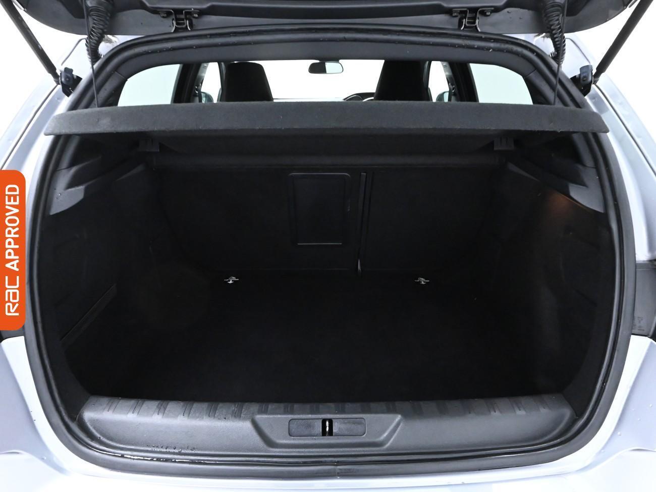 Used Peugeot 308 2017 for sale - 78001848: Photo 26