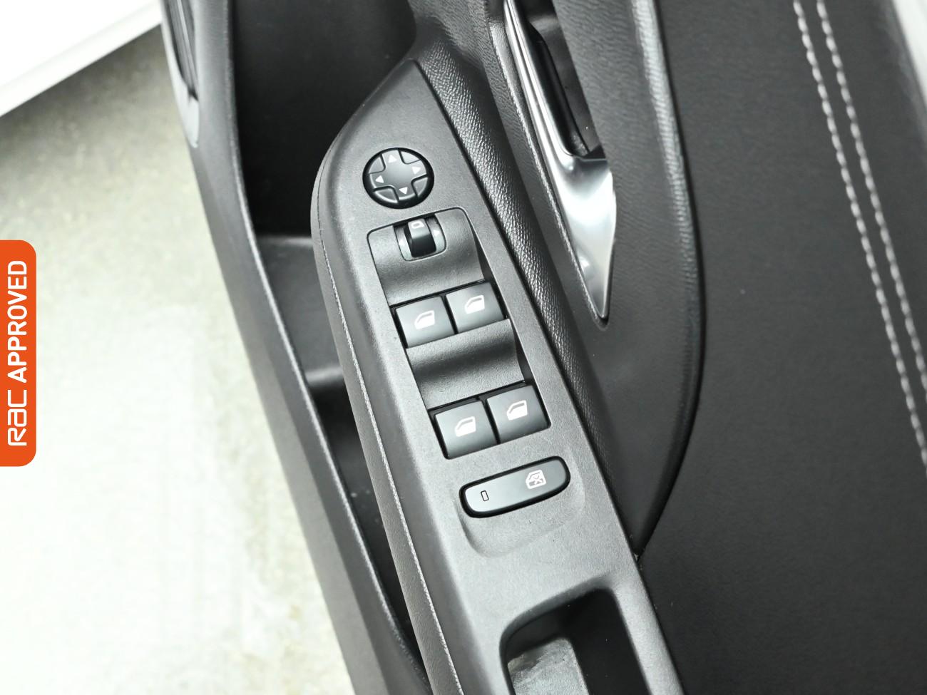 Used Vauxhall Corsa 2021 for sale - 76610860: Photo 22