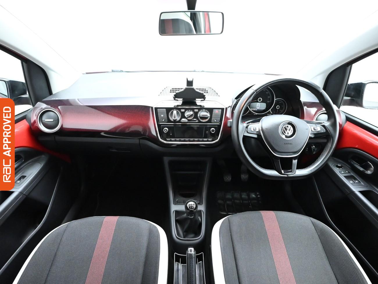 Used Volkswagen up! 2017 for sale - 76316321: Photo 2