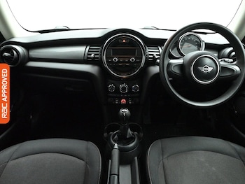 Used MINI Hatch 2018 for sale - 78341449: Photo