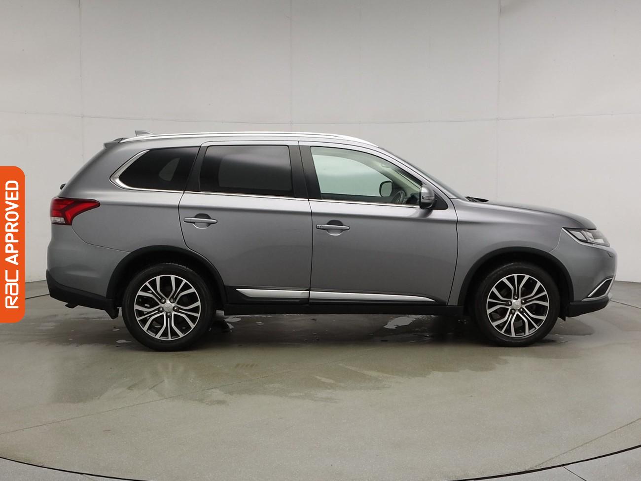 Used Mitsubishi Outlander 2017 for sale - 76558135: Photo 6