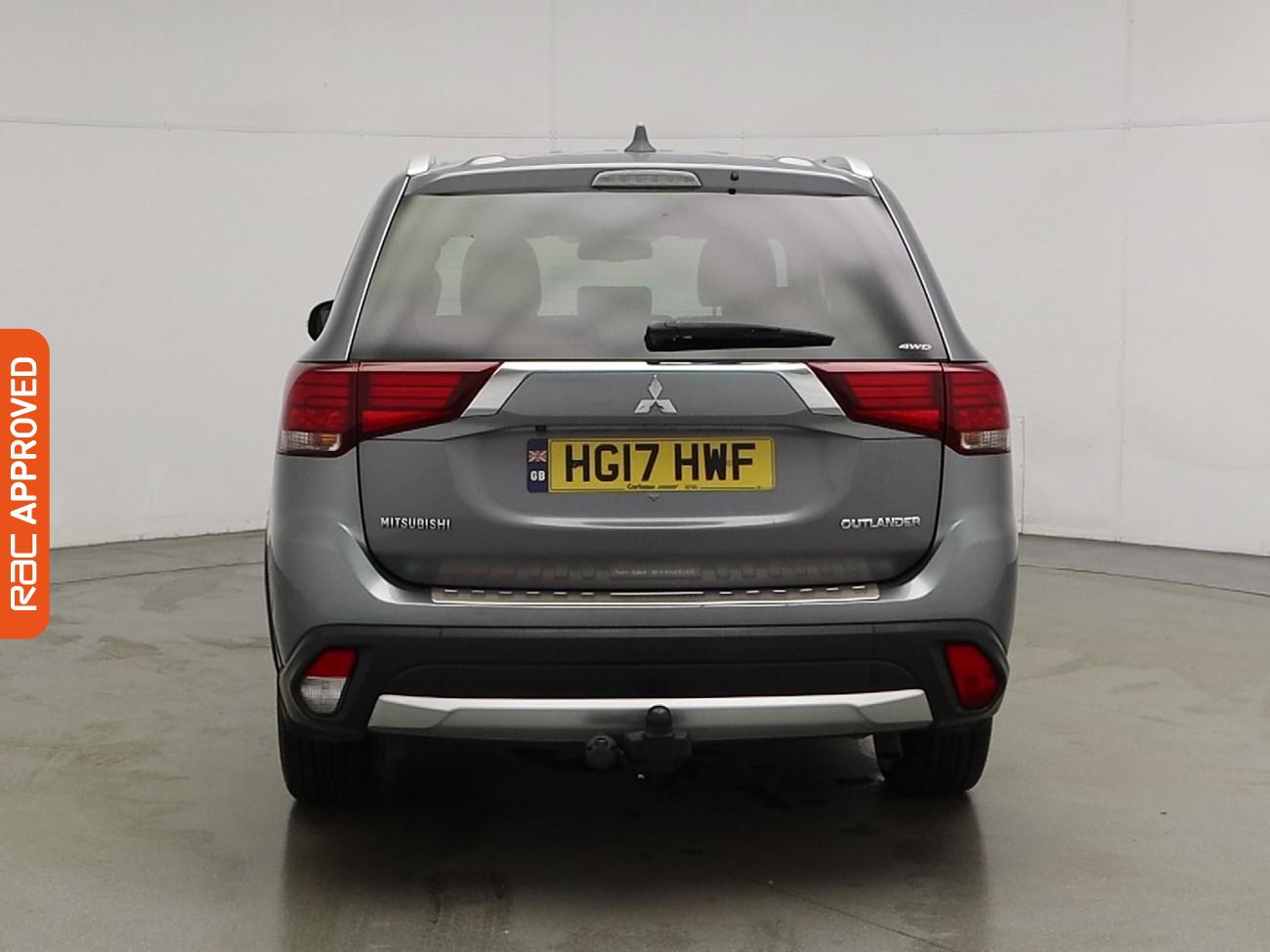 Used Mitsubishi Outlander 2017 for sale - 76558135: Photo 8