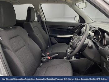 Used Suzuki Swift 2020 for sale - 77773998: Photo