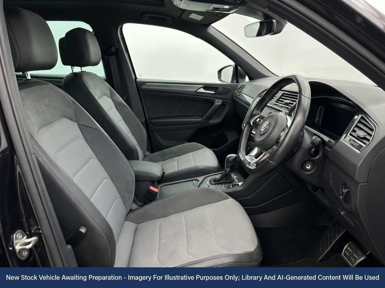 Used Volkswagen Tiguan 2019 for sale - 77703426: Photo 3