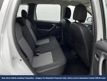 Used Dacia Duster 2016 for sale - 78937808: Photo