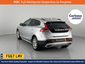 Used Volvo V40 2017 for sale - 77831274: Photo