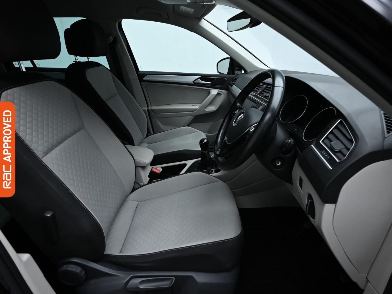 Used Volkswagen Tiguan 2016 for sale - 76256985: Photo 12