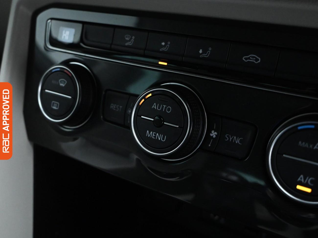 Used Volkswagen Tiguan 2016 for sale - 76256985: Photo 15