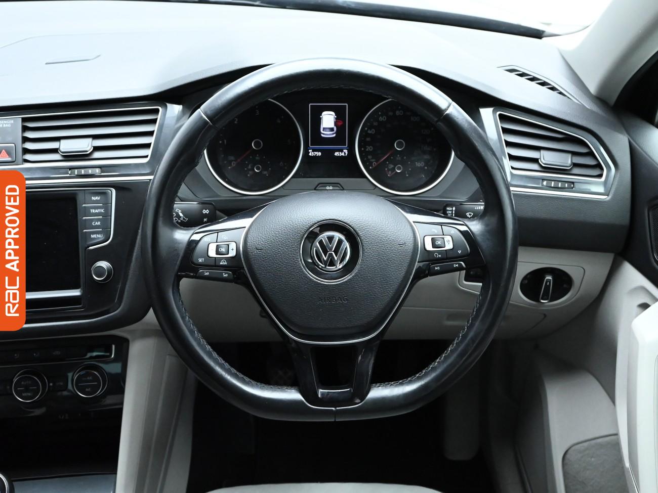 Used Volkswagen Tiguan 2016 for sale - 76256985: Photo 9