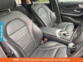 Used Mercedes-Benz GLC 2019 for sale - 75824029: Photo