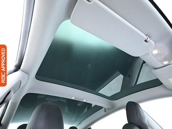 Used Tesla Model 3 2020 for sale - 75523305: Photo