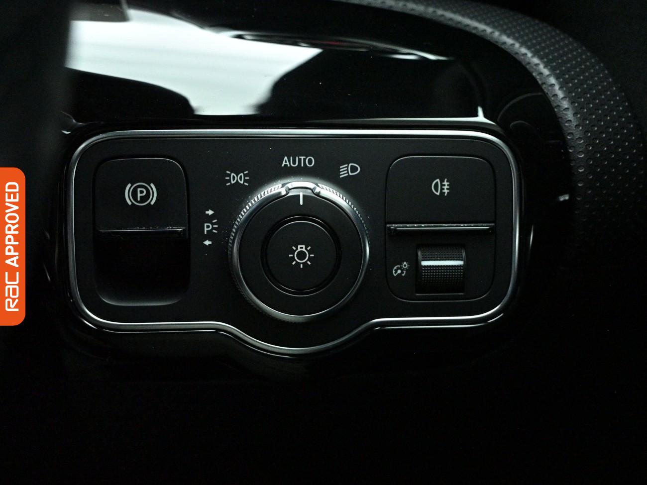 Used Mercedes-Benz A-Class 2018 for sale - 78029576: Photo 18