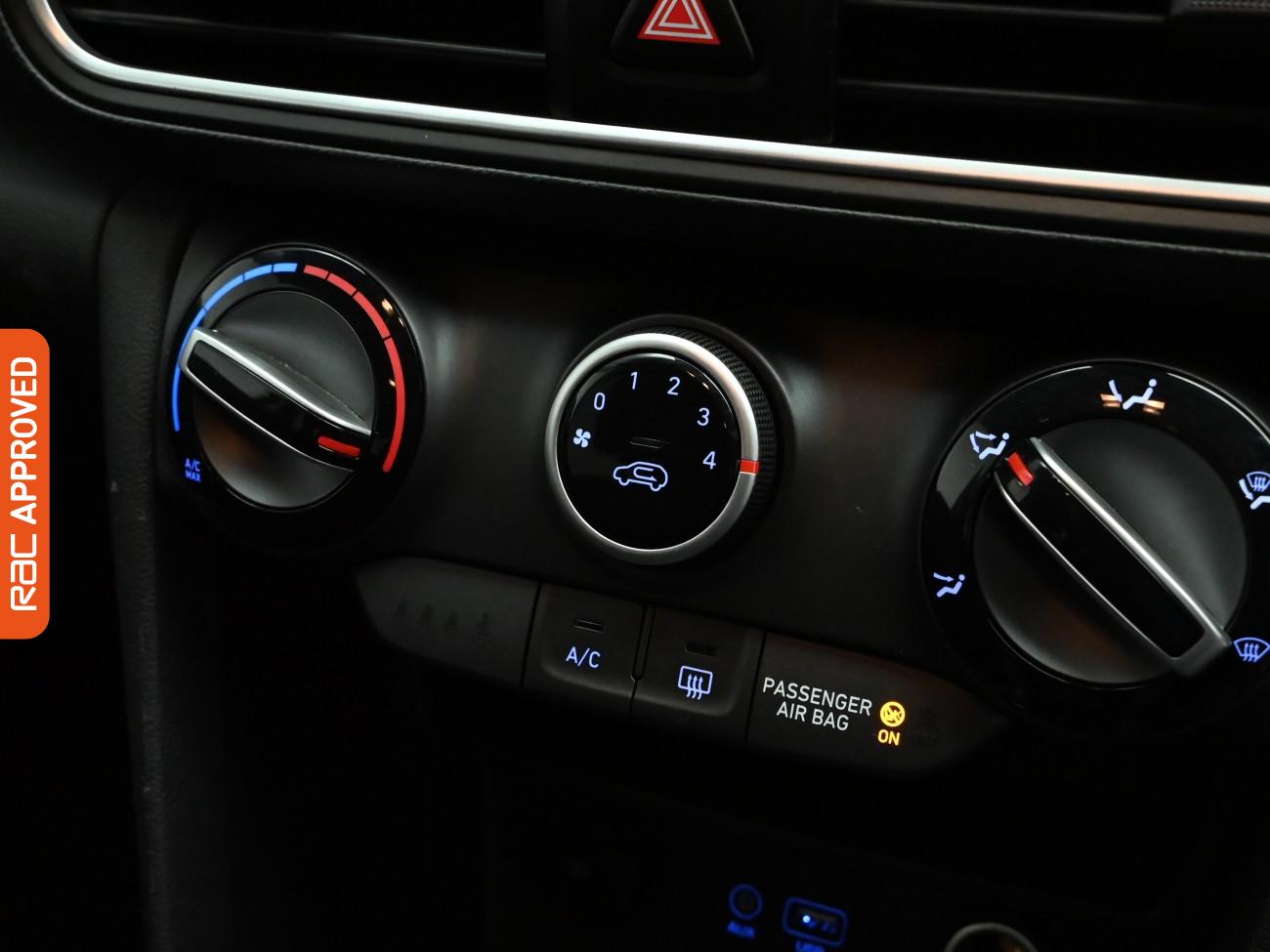 Used Hyundai KONA 2020 for sale - 76890232: Photo 14