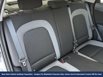 Used Hyundai KONA 2020 for sale - 76890232: Photo