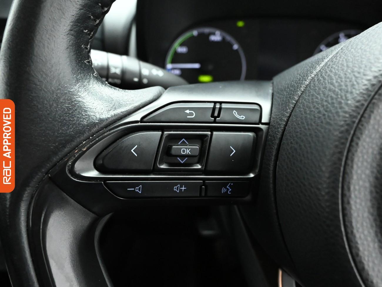 Used Toyota Yaris 2021 for sale - 76798476: Photo 23