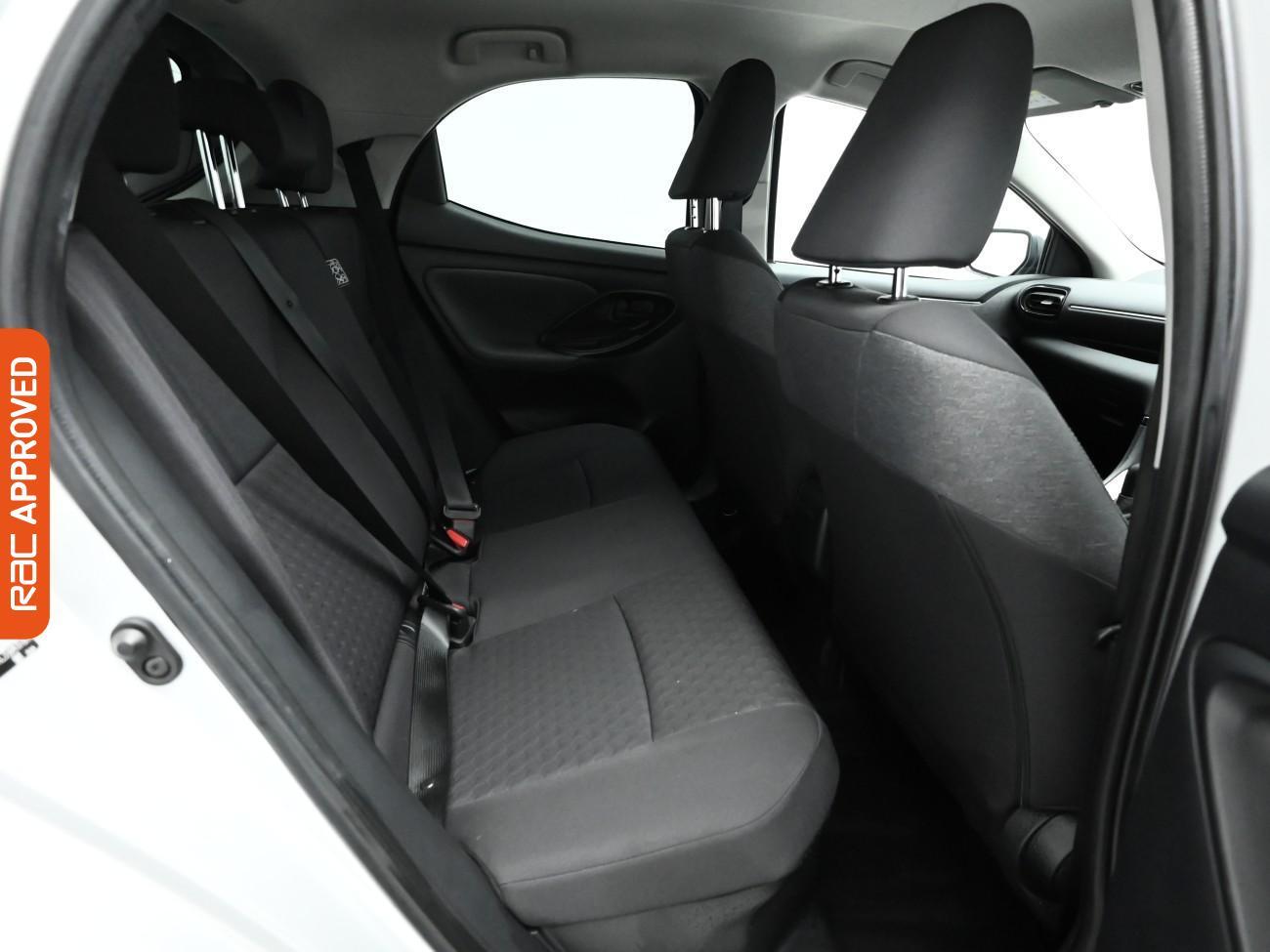 Used Toyota Yaris 2021 for sale - 77348359: Photo 13