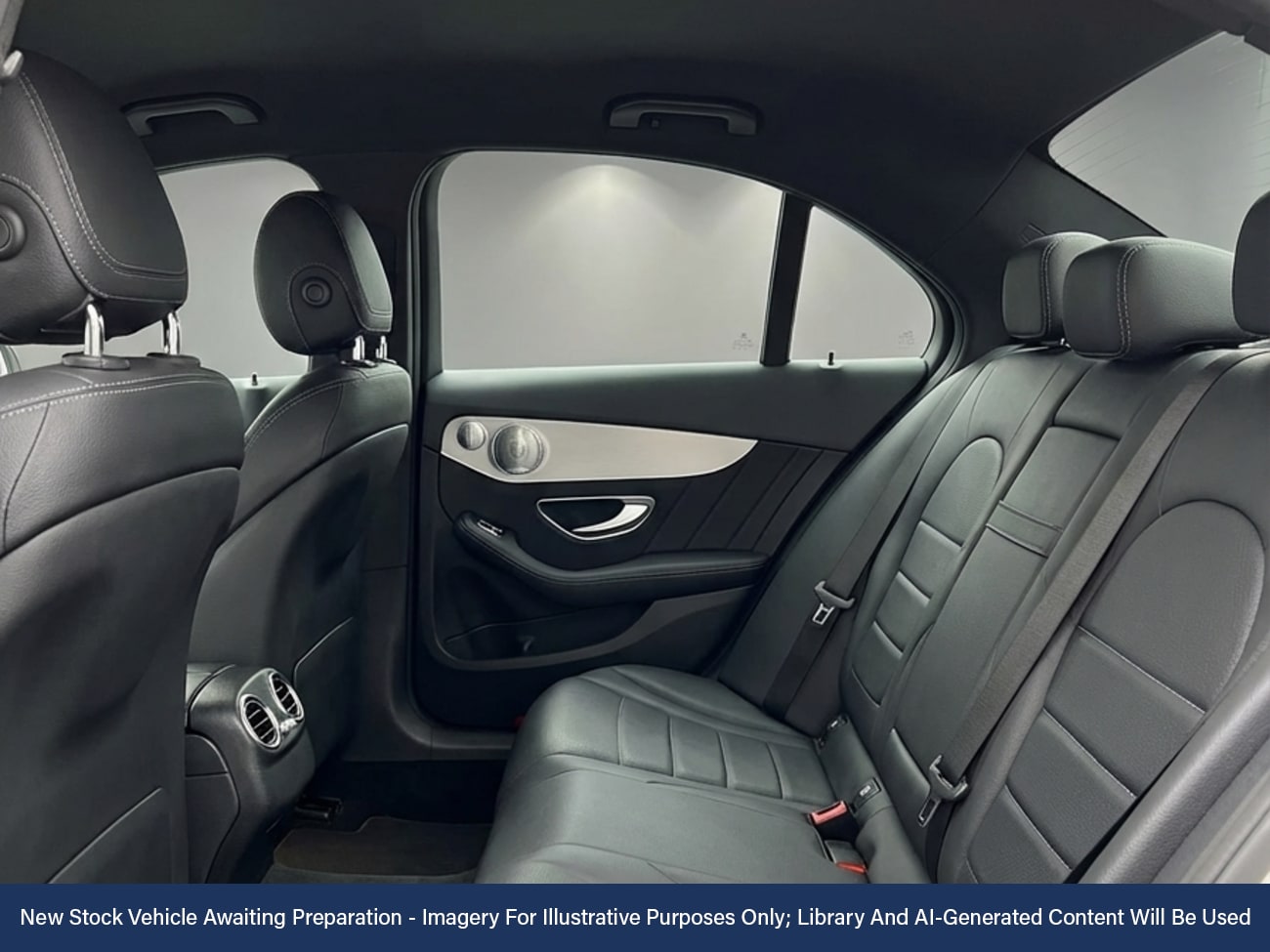 Used Mercedes-Benz C Class 2018 for sale - 78016074: Photo 4