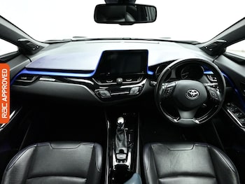Used Toyota C-HR 2017 for sale - 79003982: Photo