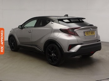 Used Toyota C-HR 2017 for sale - 79003982: Photo