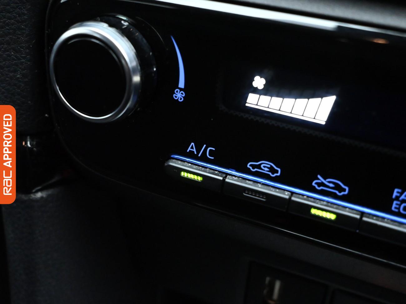 Used Toyota Yaris 2022 for sale - 76311133: Photo 17