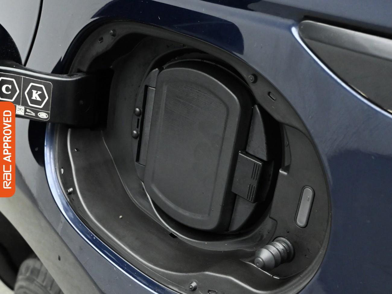 Used Land Rover Range Rover Evoque 2021 for sale - 76697662: Photo 31