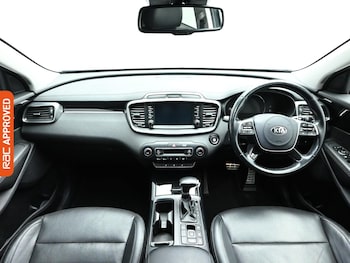 Used Kia Sorento 2018 for sale - 76650491: Photo