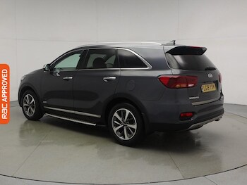 Used Kia Sorento 2018 for sale - 76650491: Photo