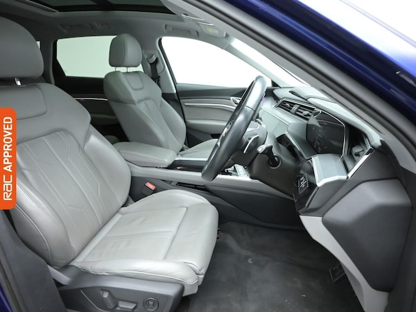 Used Audi e-tron 2020 for sale - 75073957: Photo 14