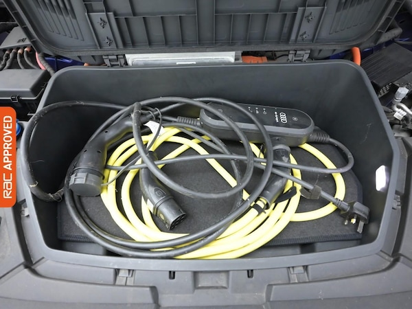 Used Audi e-tron 2020 for sale - 75073957: Photo 18
