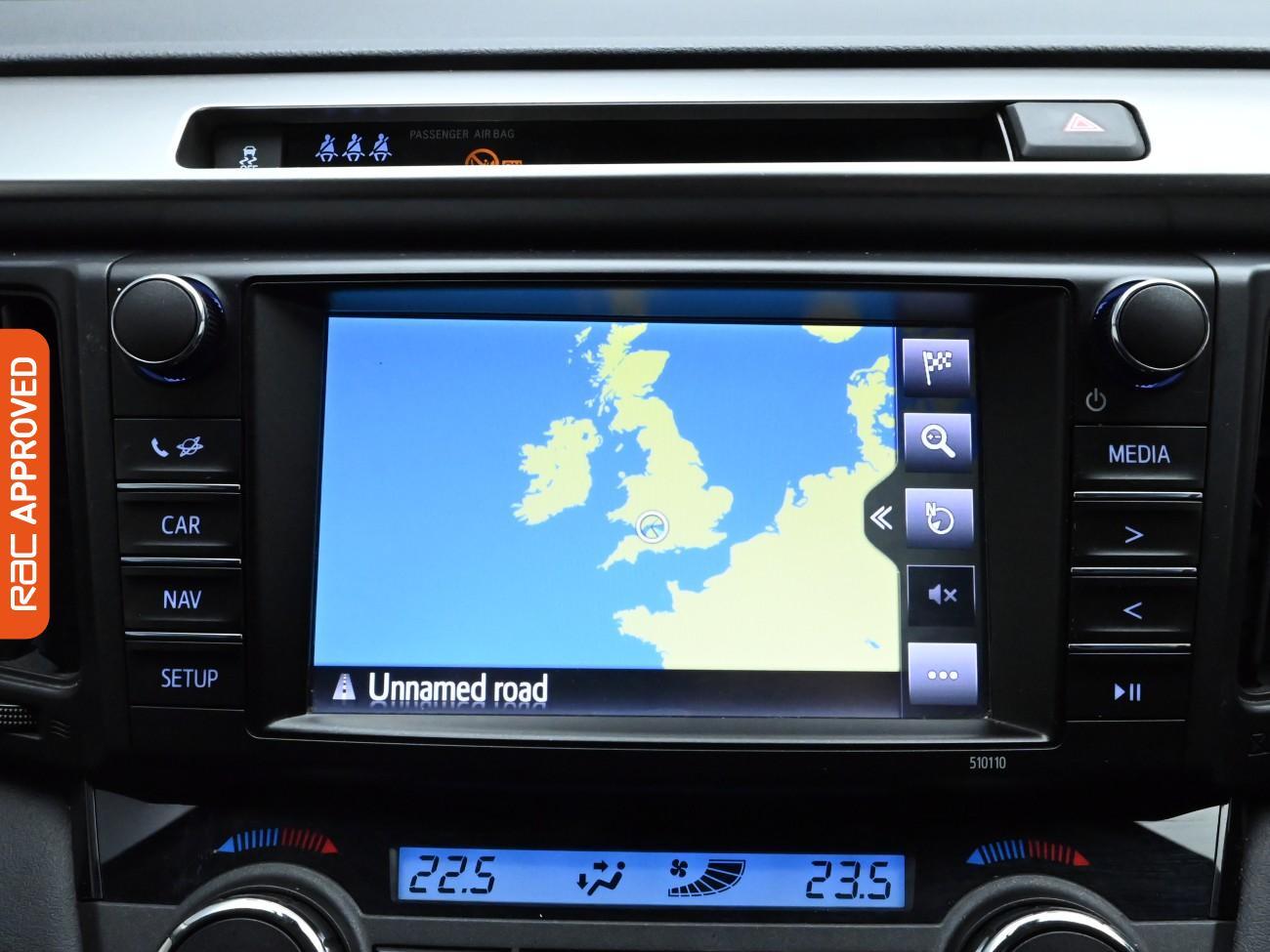 Used Toyota RAV4 2016 for sale - 76353203: Photo 16