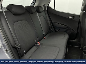 Used Hyundai i10 2017 for sale - 78408049: Photo