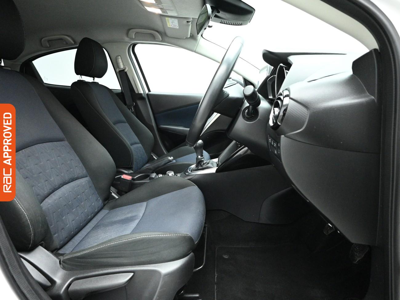 Used Mazda Mazda2 2016 for sale - 77834777: Photo 12