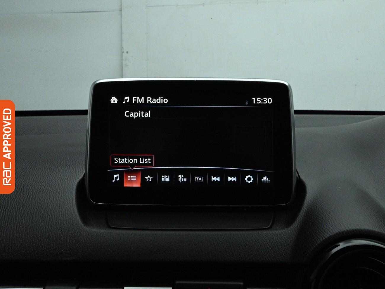 Used Mazda Mazda2 2016 for sale - 77834777: Photo 3