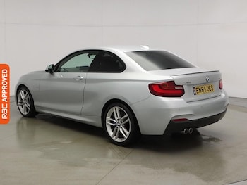 Used BMW 2 Series 2015 for sale - 76611862: Photo