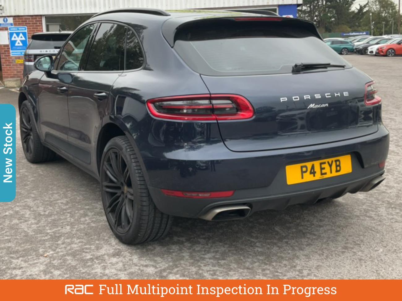 Used Porsche Macan 2018 for sale - 76035407: Photo 2